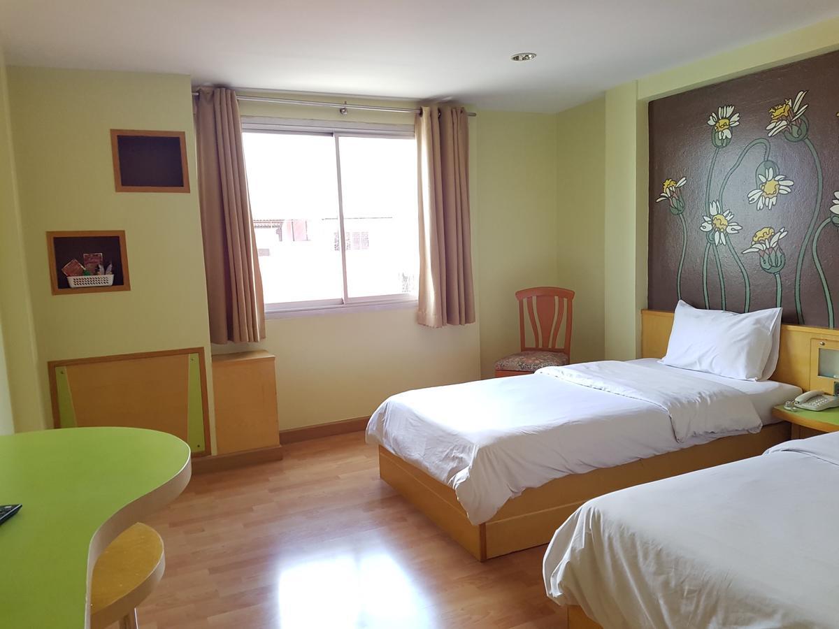 K.S.Pavilion Hotel Nakhon Ratchasima Bagian luar foto