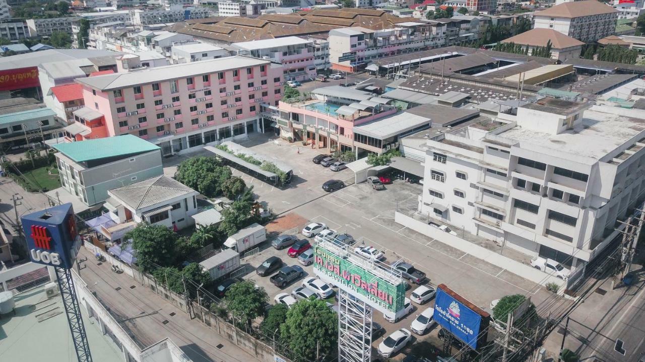 K.S.Pavilion Hotel Nakhon Ratchasima Bagian luar foto
