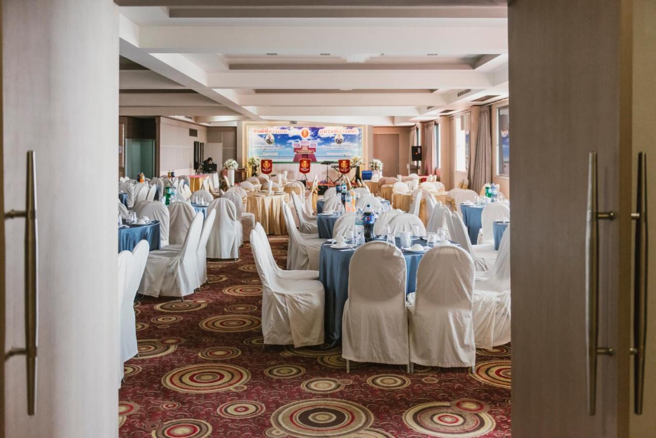 K.S.Pavilion Hotel Nakhon Ratchasima Bagian luar foto